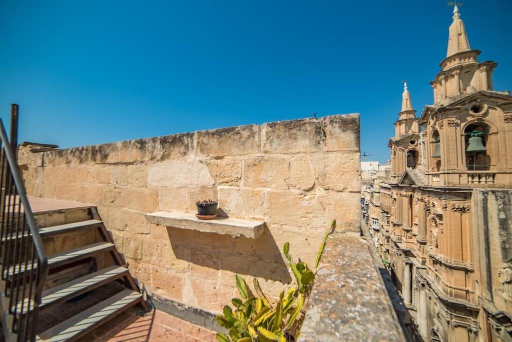 Juf- Juliana'S Unique Townhouse Leilighet Valletta Eksteriør bilde