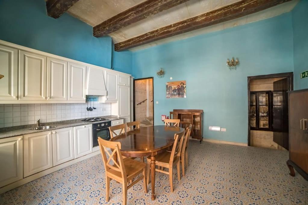 Juf- Juliana'S Unique Townhouse Leilighet Valletta Eksteriør bilde