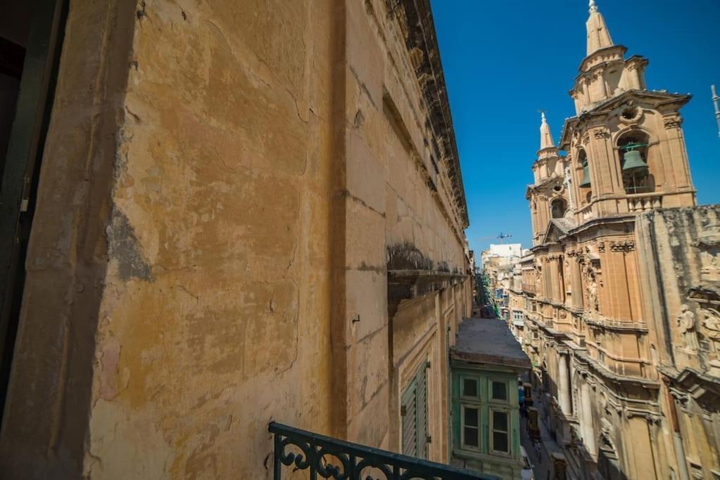 Juf- Juliana'S Unique Townhouse Leilighet Valletta Eksteriør bilde